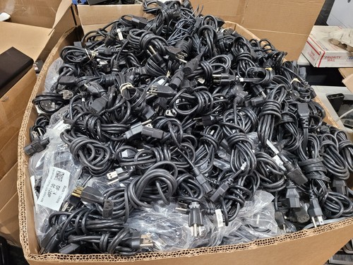 Lot prong power cables - 50,